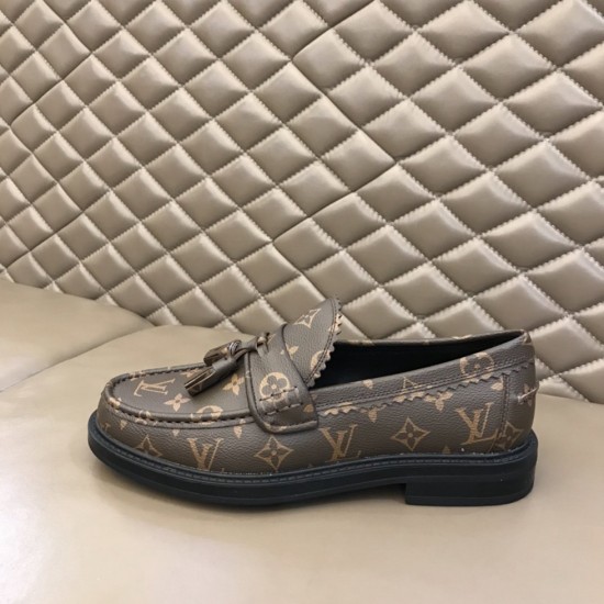 Louis Vuitton Loafer LU0116
