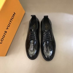 Louis Vuitton Loafer LU0126