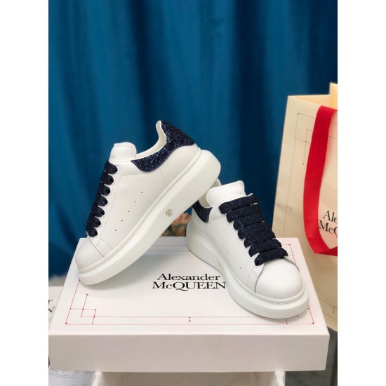 Alexander McQueen Sneaker AM0006