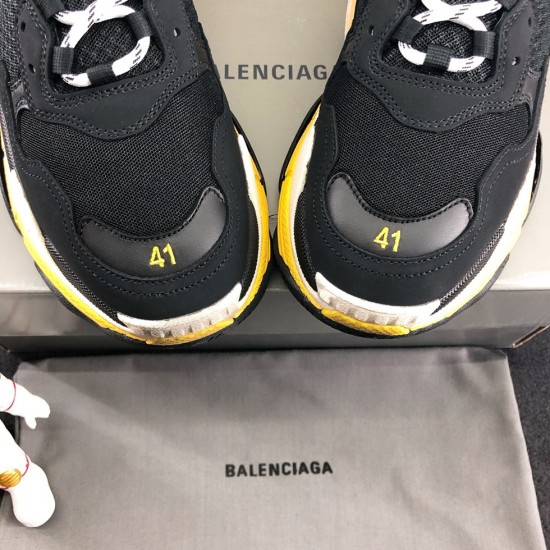 Balenciaga  Sneakers BA0080