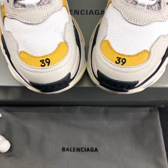 Balenciaga  Sneakers BA0083