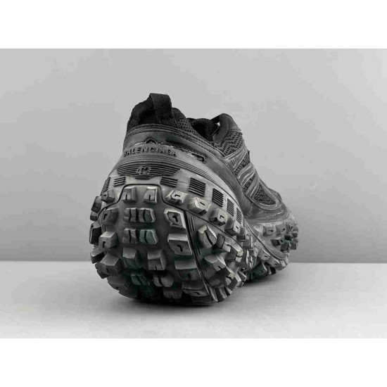 Balenciaga     Sneakers BA0114