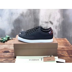Burberry  Sneaker BU0025