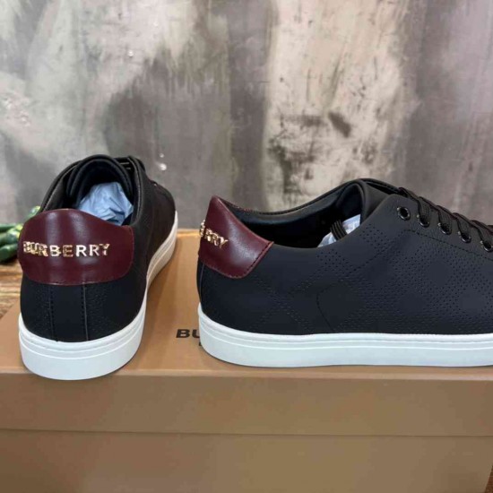 Burberry  Sneaker BU0025