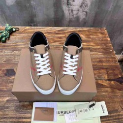 Burberry  Sneaker BU0027
