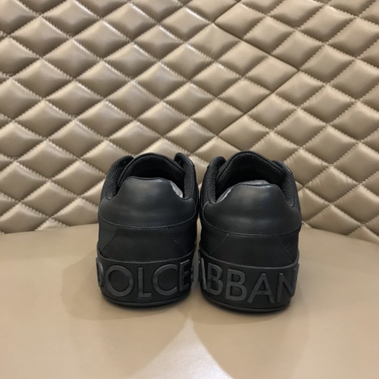 Dolce ＆ Gabbana Sneaker DG0008