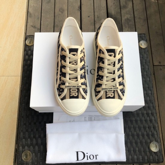Dior Sneakers DI0100