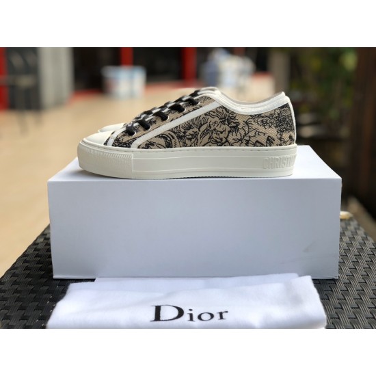 Dior Sneakers DI0101