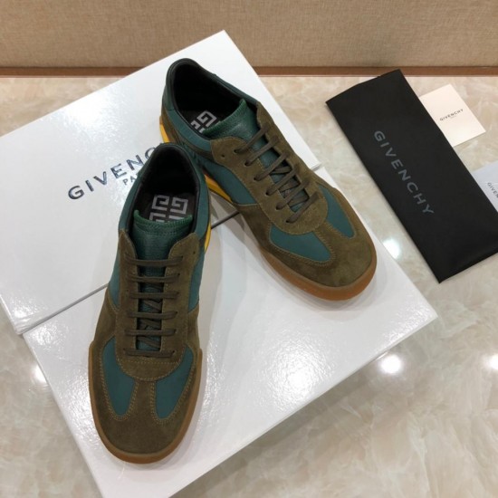 Givenchy Sneakers GI0008