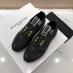 Givenchy Sneakers GI0011