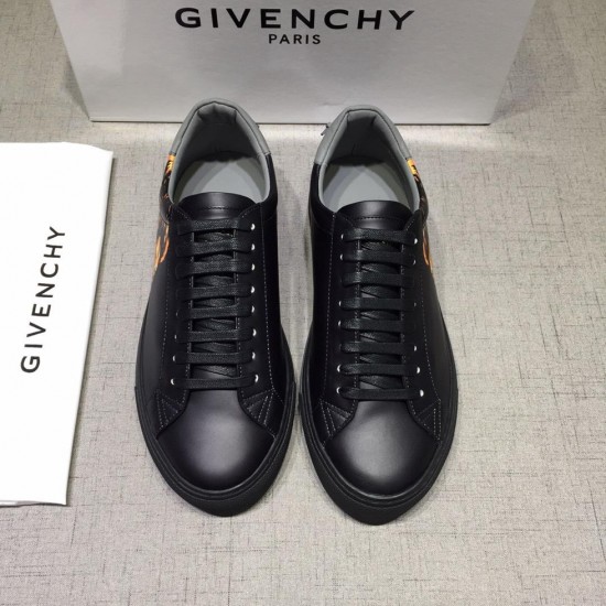 Givenchy Sneakers GI0016