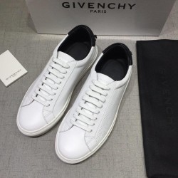 Givenchy Sneakers GI0026