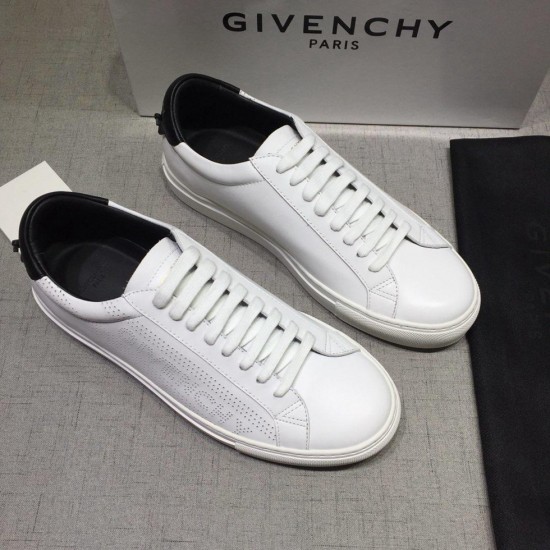 Givenchy Sneakers GI0026
