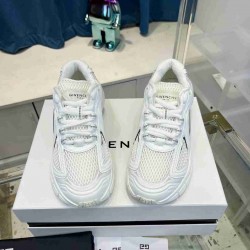 Givenchy   Sneakers GI0063