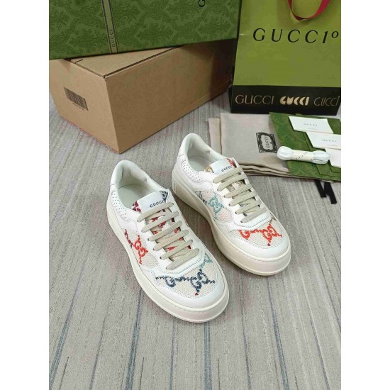 Gucci    Sneakers GU0210