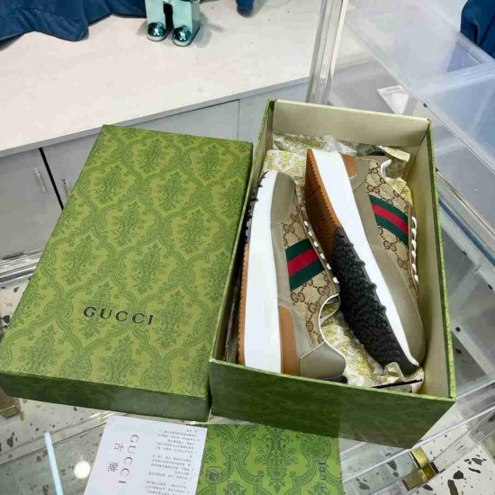 Gucci     Sneakers GU0229