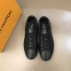 Louis Vuitton Sneakers LU0010