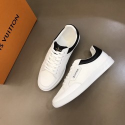 Louis Vuitton Sneakers LU0013