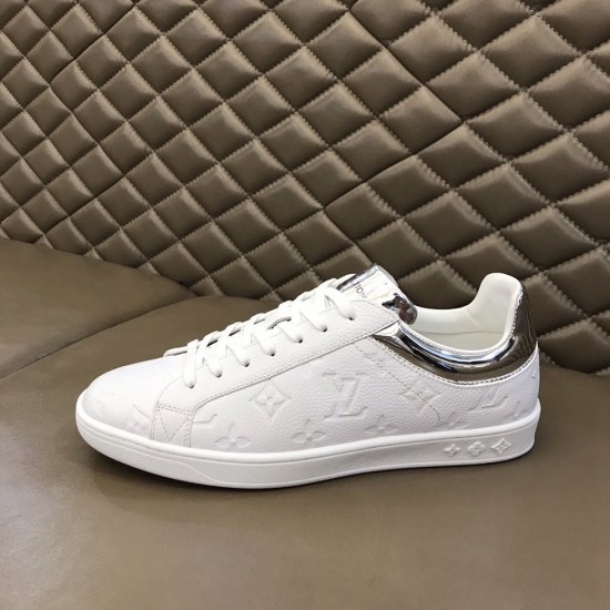 Louis Vuitton Sneakers LU0014