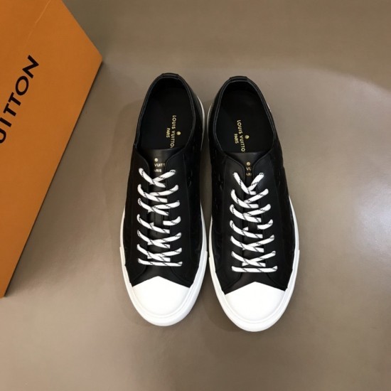 Louis Vuitton Sneakers LU0026