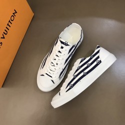 Louis Vuitton Sneakers LU0028