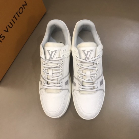 Louis Vuitton Sneakers LU0047