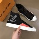 Louis Vuitton Sneakers LU0051
