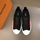 Louis Vuitton Sneakers LU0053