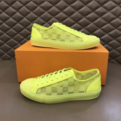 Louis Vuitton Sneakers LU0054