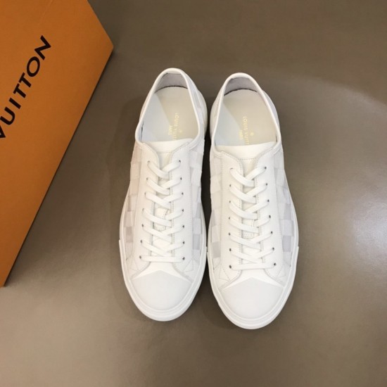 Louis Vuitton Sneakers LU0055