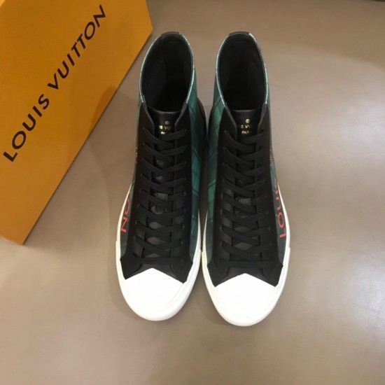 Louis Vuitton Sneakers LU0096