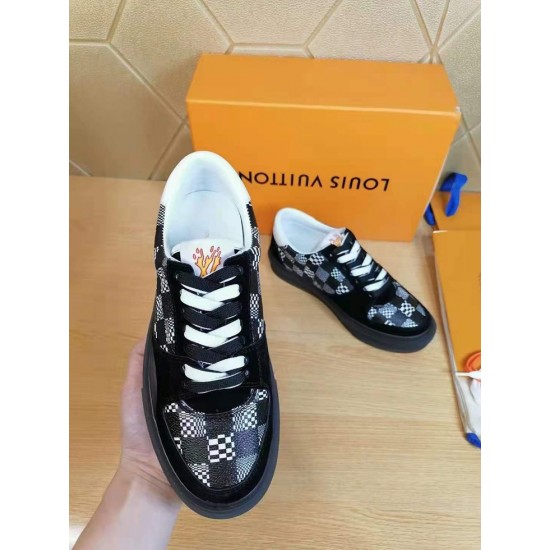 Louis Vuitton Sneakers LU0116