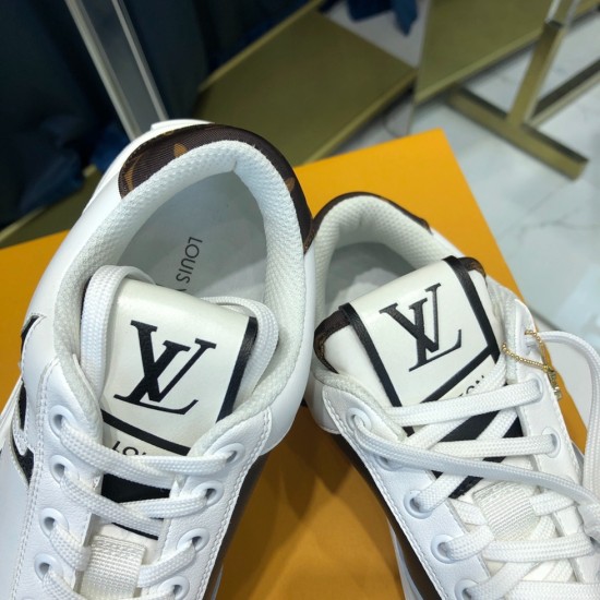 Louis Vuitton Sneakers LU0117