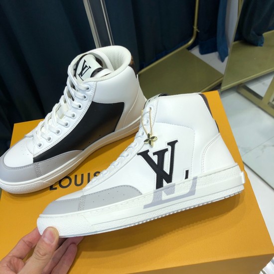 Louis Vuitton Sneakers LU0118