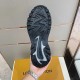 Louis Vuitton Sneakers  LU0131