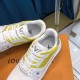 Louis Vuitton Sneakers  LU0145