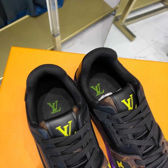 Louis Vuitton Sneakers  LU0184