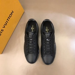 Louis Vuitton  Sneakers LU0192