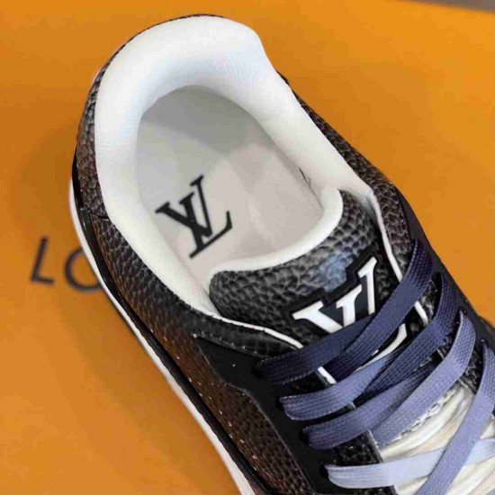 Louis Vuitton   Sneakers LU0229