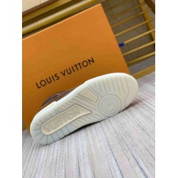 Louis Vuitton   Sneakers LU0253