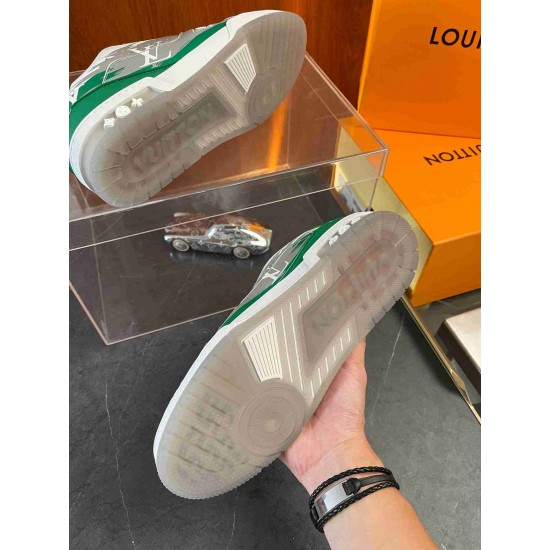 Louis Vuitton   Sneakers LU0268