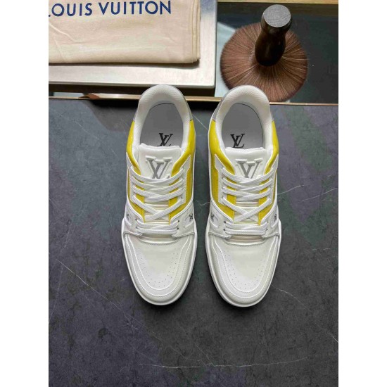 Louis Vuitton   Sneakers LU0272