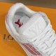 Louis Vuitton       Sneakers LU0334