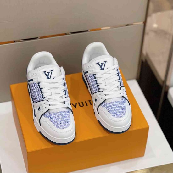 Louis Vuitton       Sneakers LU0337