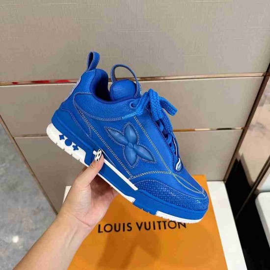 Louis Vuitton         Sneakers LU0350