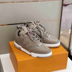 Louis Vuitton         Sneakers LU0352