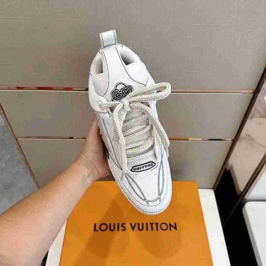 Louis Vuitton         Sneakers LU0353