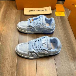 Louis Vuitton          Sneakers LU0364