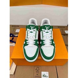 Louis Vuitton           Sneakers LU0379