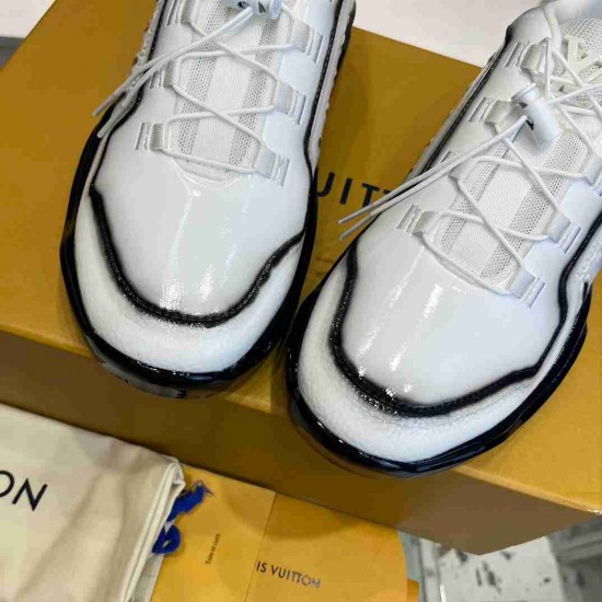 Louis Vuitton           Sneakers LU0386